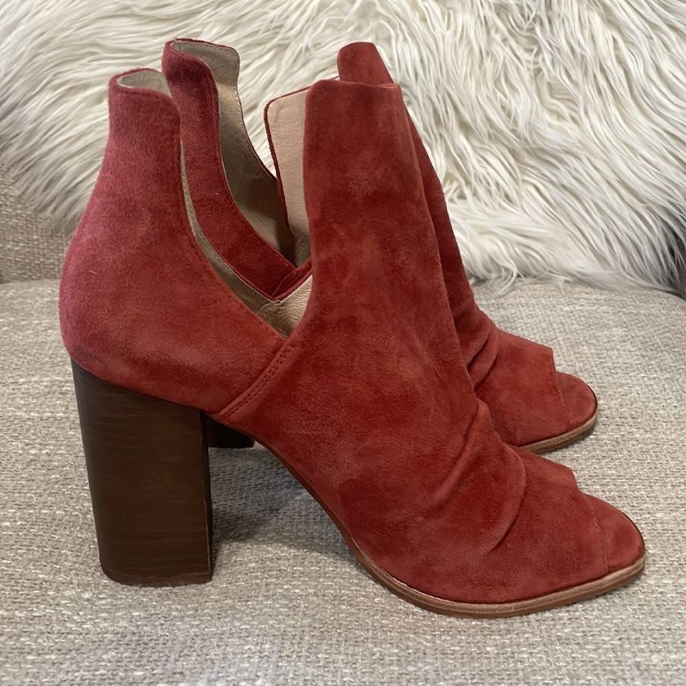 42 GOLD Leena Suede in Tobacco Open Toe Bootie (7.5)